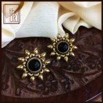 Surya Studs (small) with Black Onyx in .925 Sterling Silver and Gold Plating. Size 25 mm